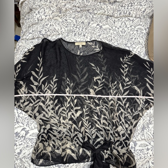 Burlapp sheer silk black and taupe gorgeouss feminine top size smalll - Picture 10 of 11